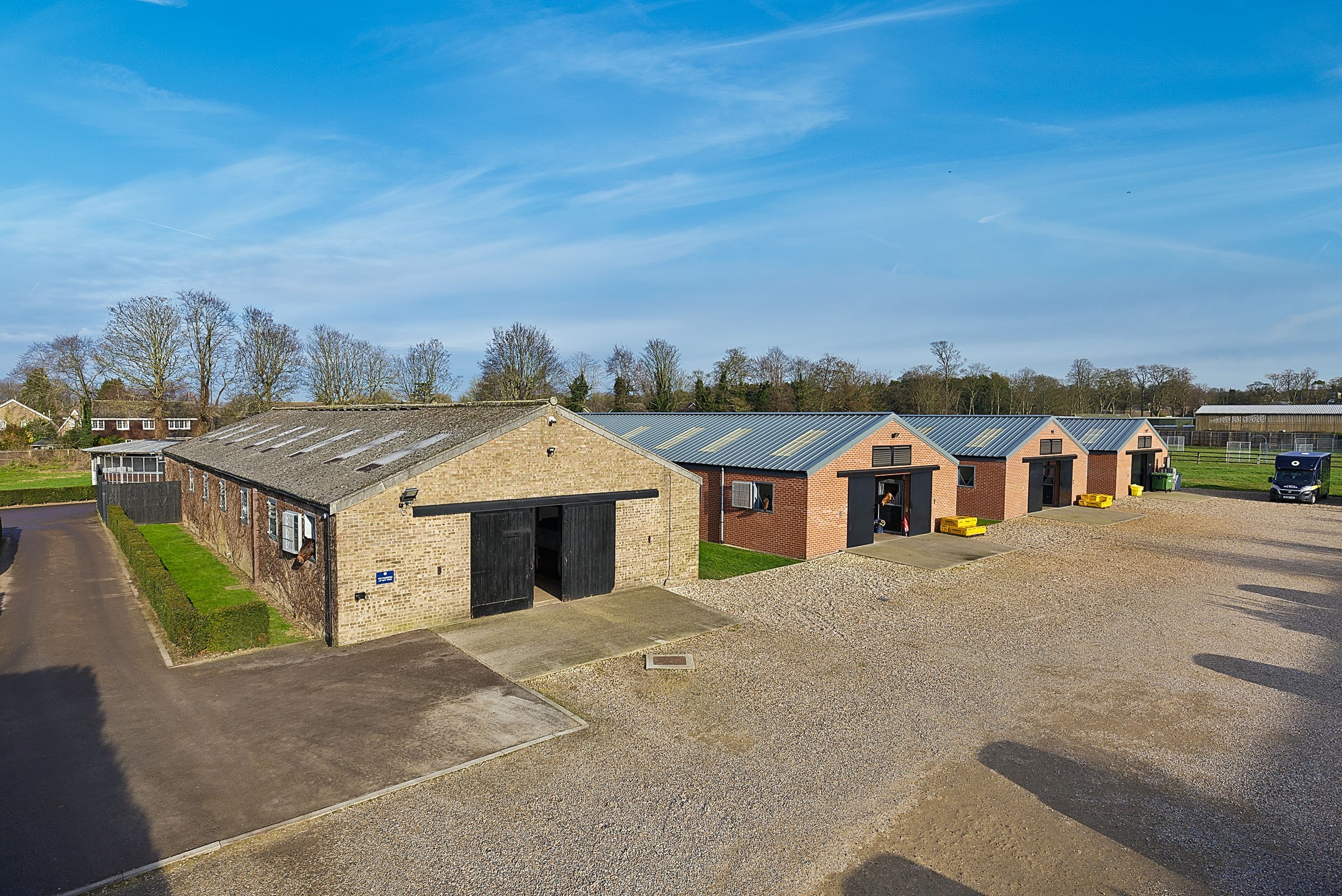 KREMLIN COTTAGE STABLES