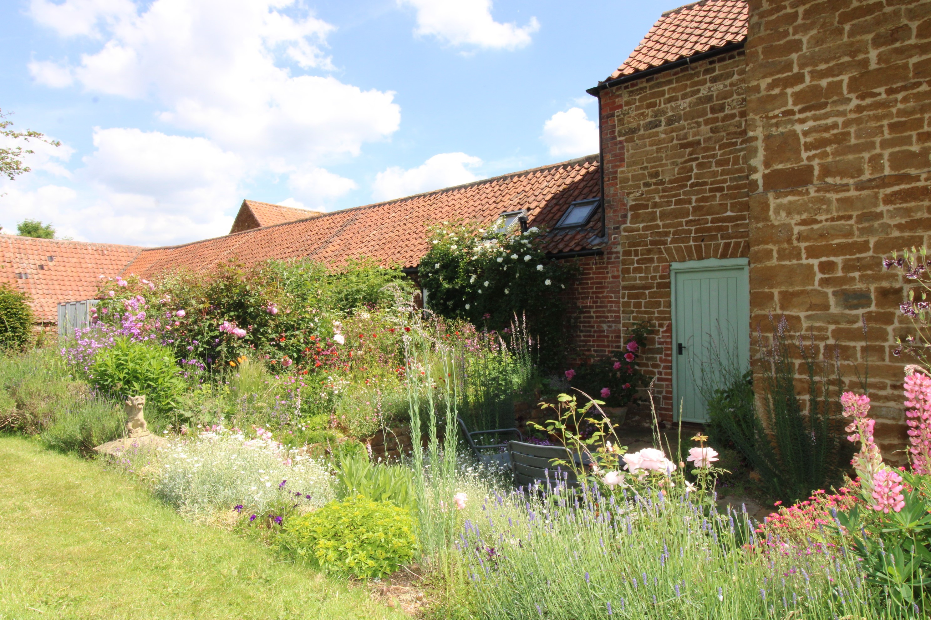 HALL FARM, GOADBY MARWOOD