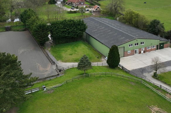 EAST SOLEY EQUESTRIAN CENTRE